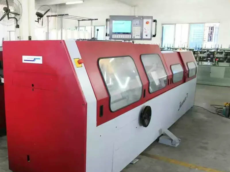 马天尼电脑锁线机